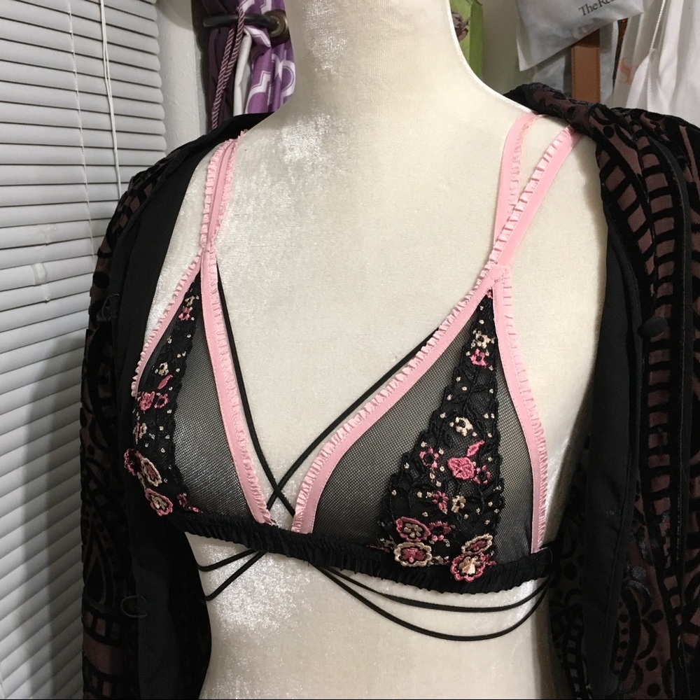 FL&L black & pink embroidered Azalea bralette NWT - Picture 2 of 16
